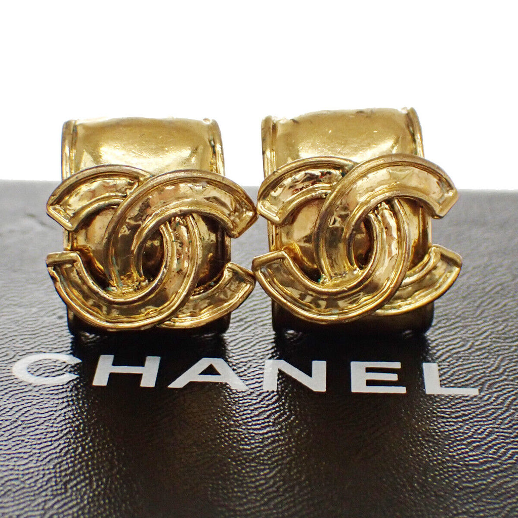 Chanel -