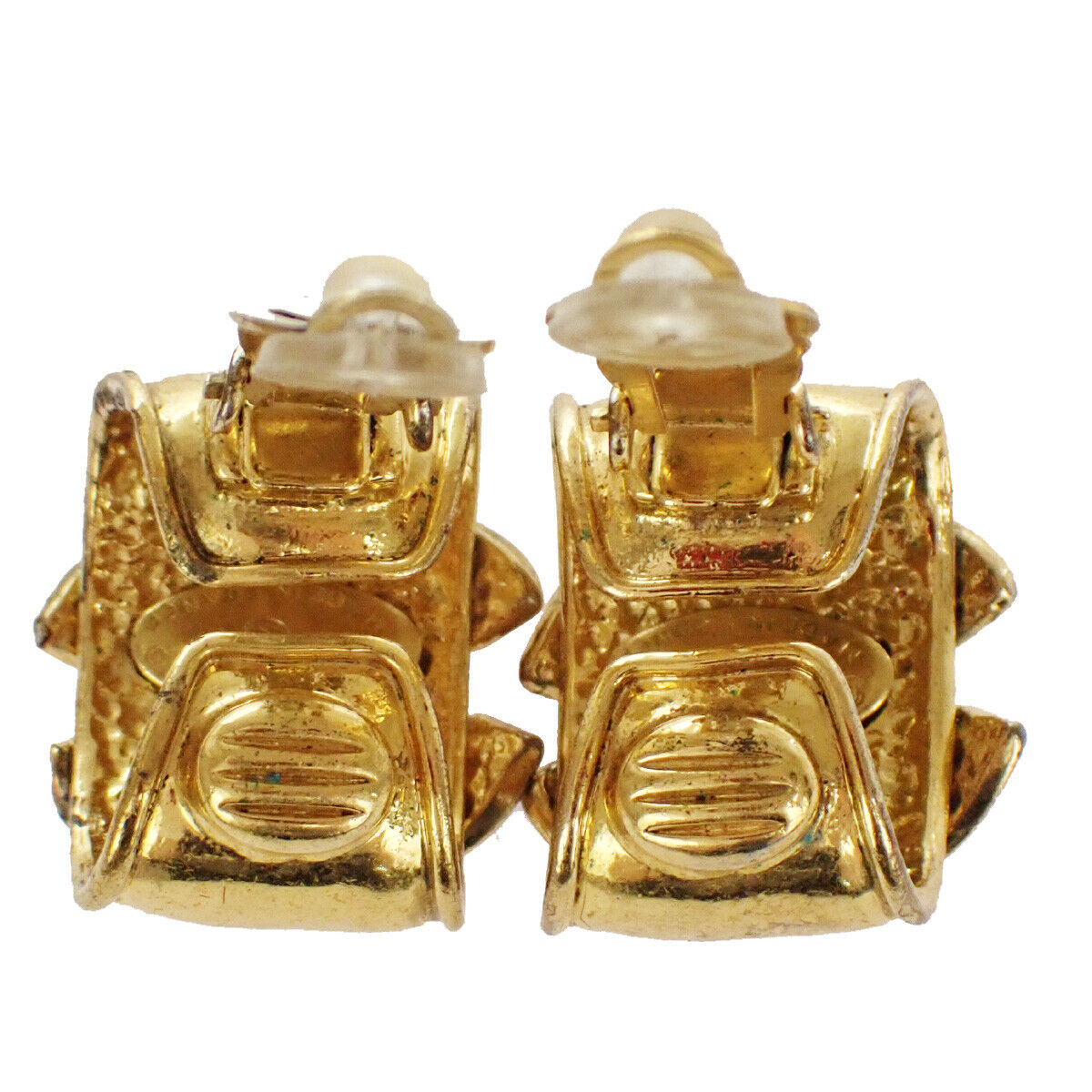 Chanel -