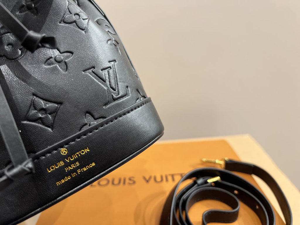 Luxury Bags Louis Vuitton  755