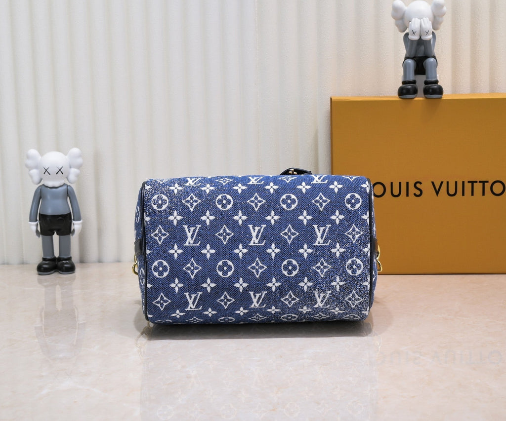 Luxury Bags Louis Vuitton  876