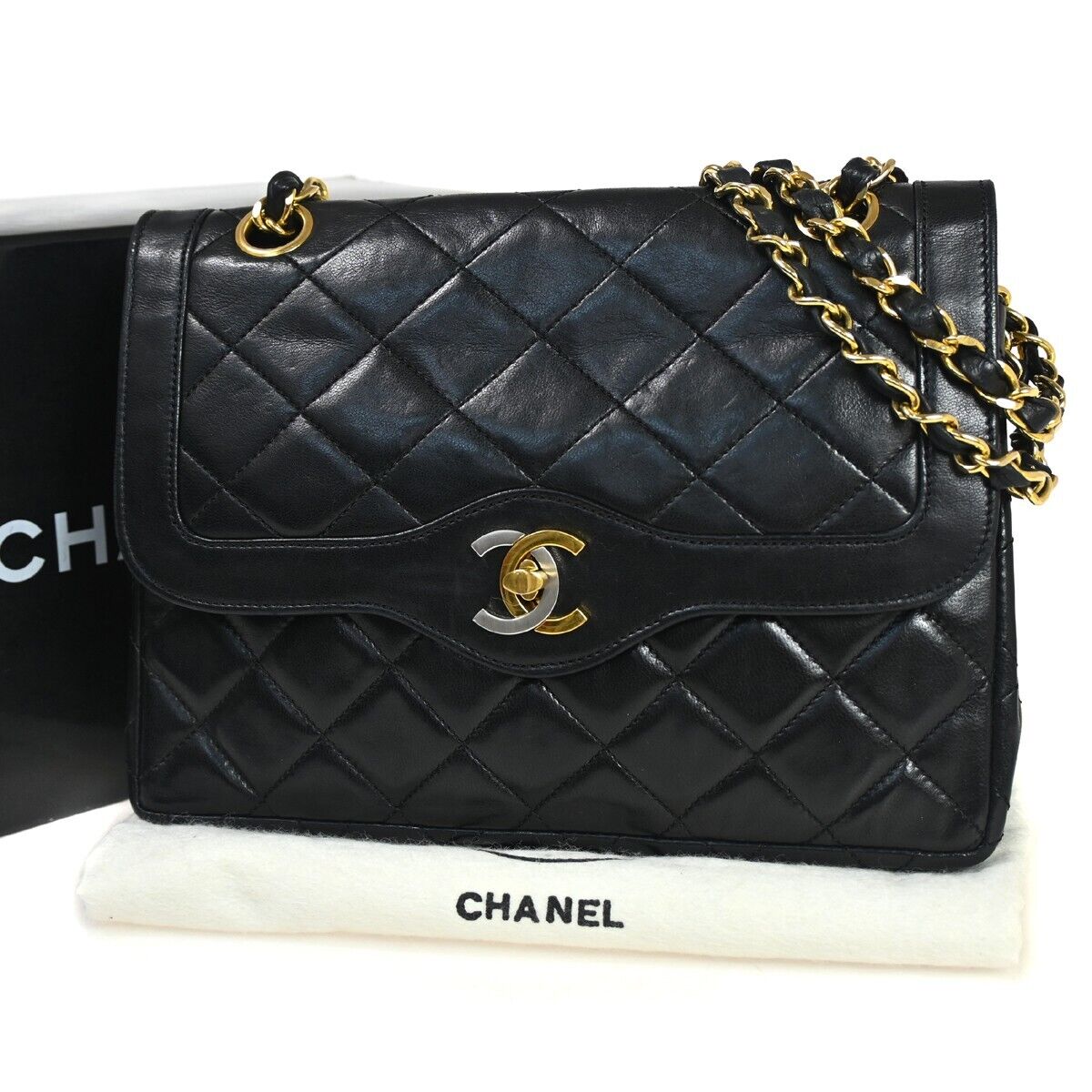 Chanel Mini matelassé