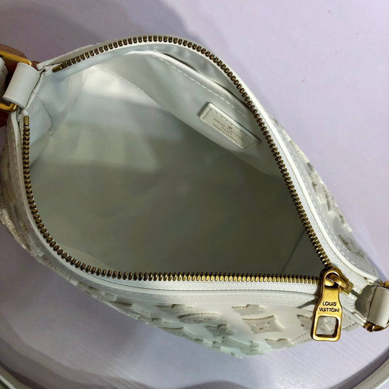 Louis Vuitton Luxury Bags 1902