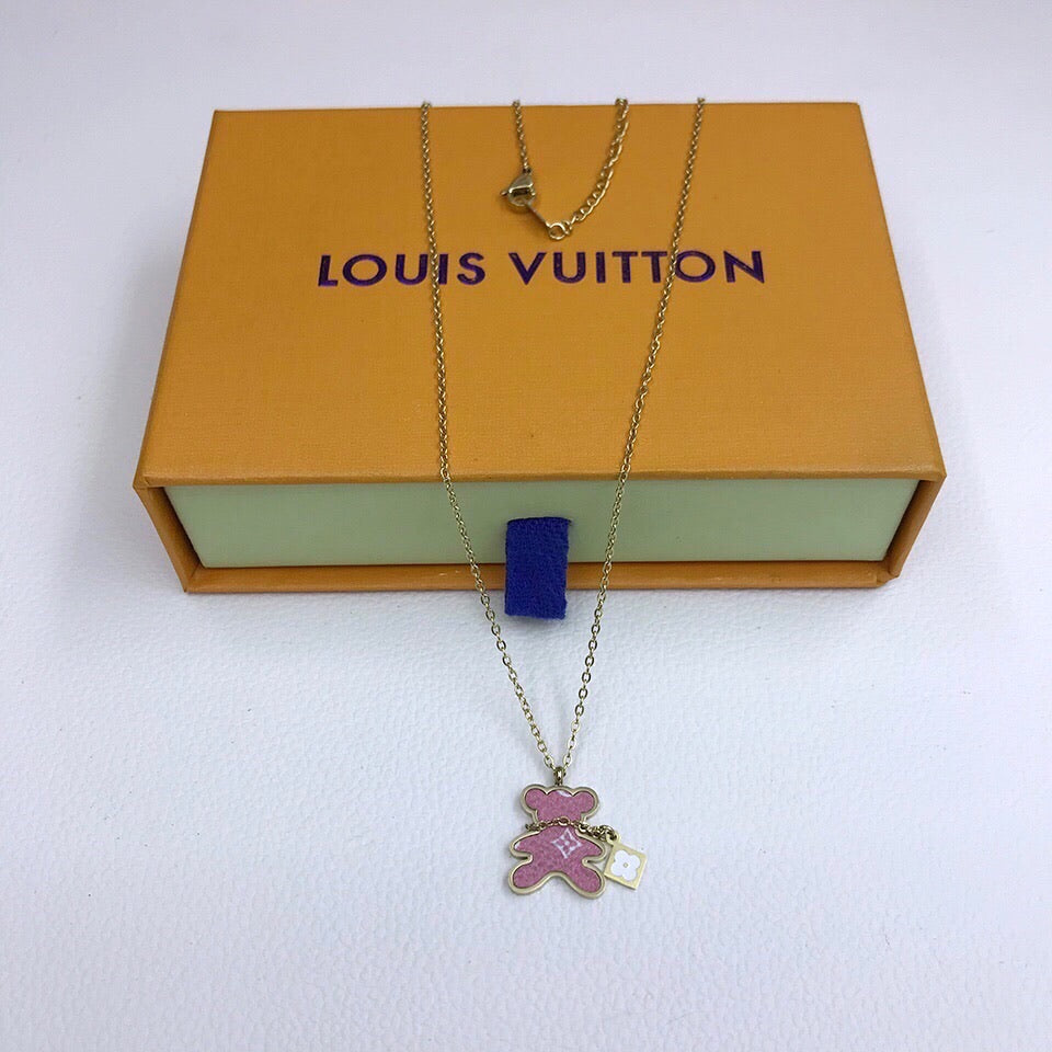 BG - Holiday Necklace louis vuitton008