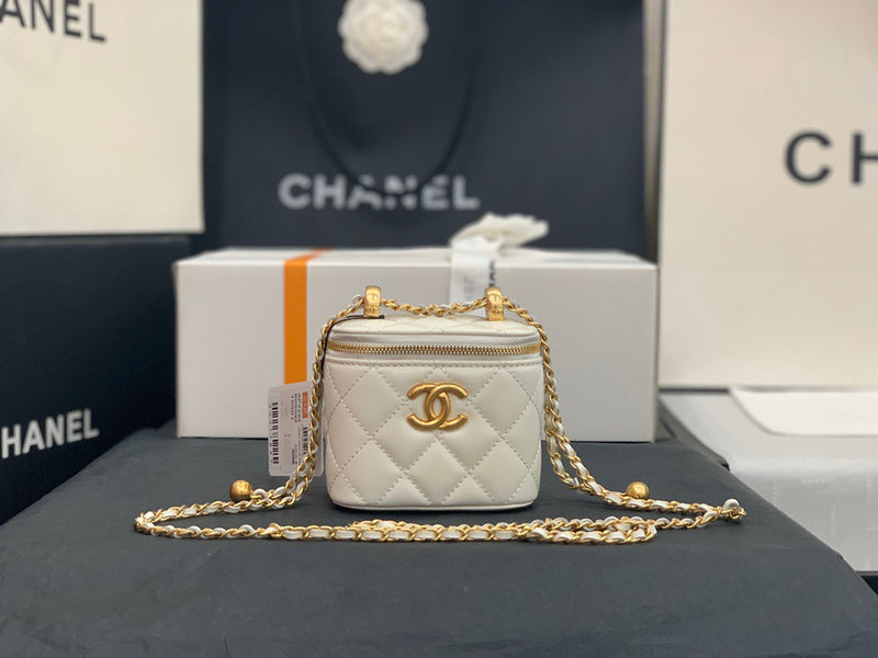 aura-bags - Chanel Bags - 7676