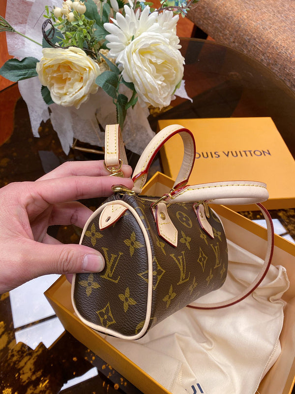 Louis Vuitton Luxury Bags 2658