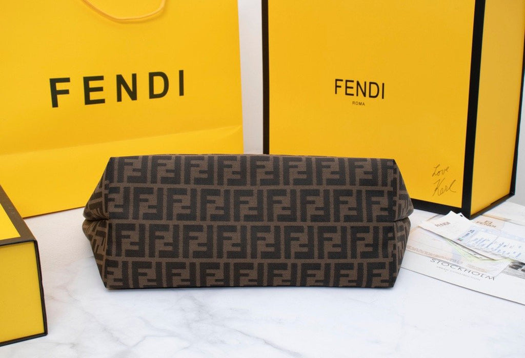Designer Handbags Fendi 028