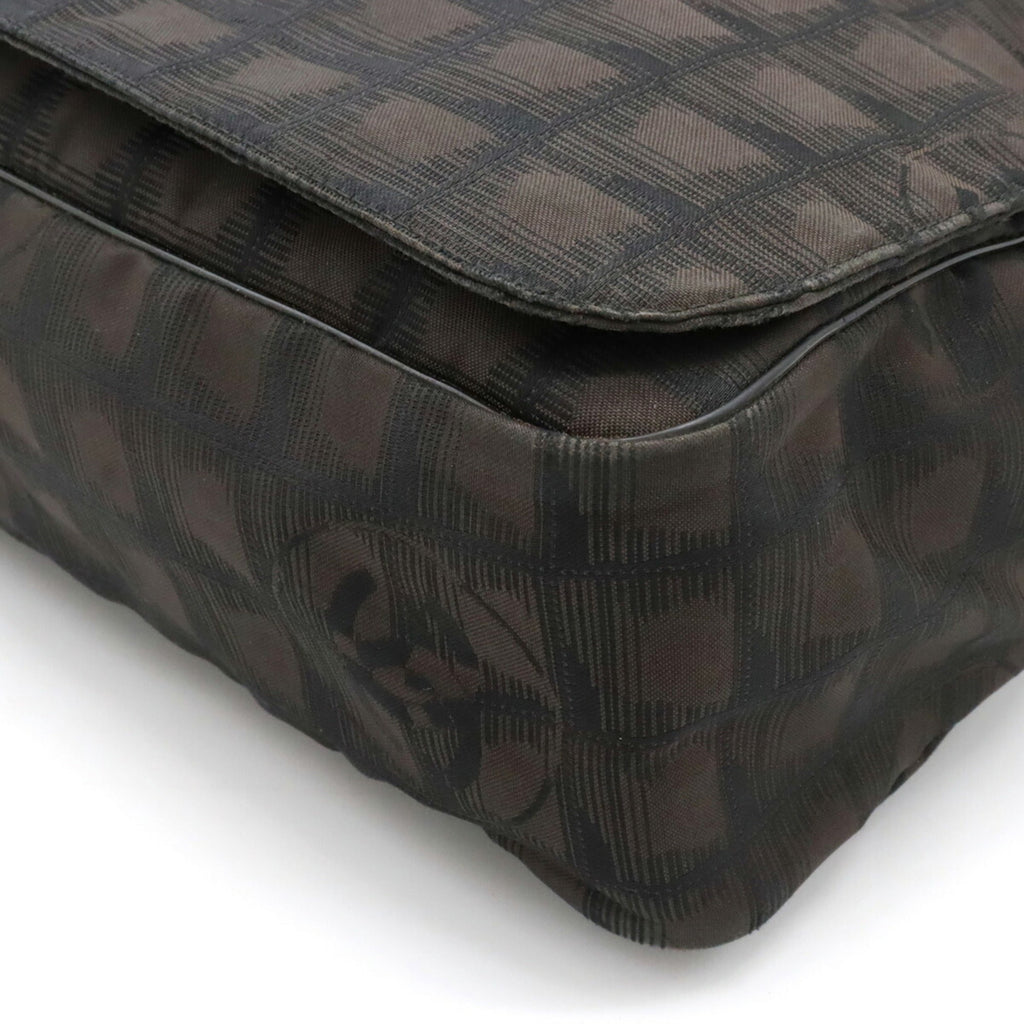 Chanel Travel line