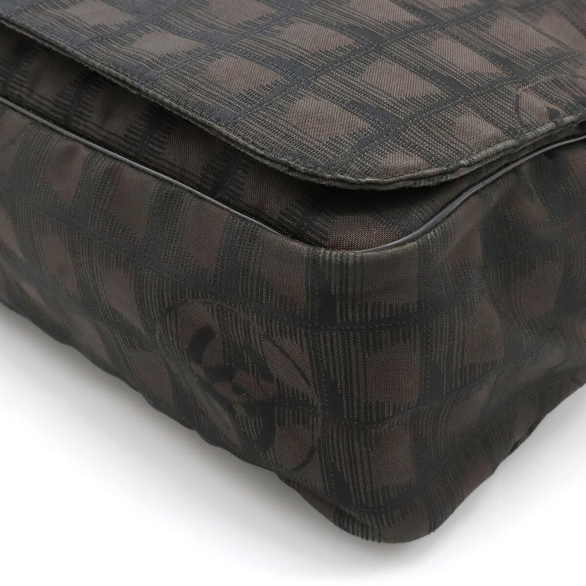 Chanel Travel line