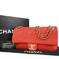 Chanel V-Stich