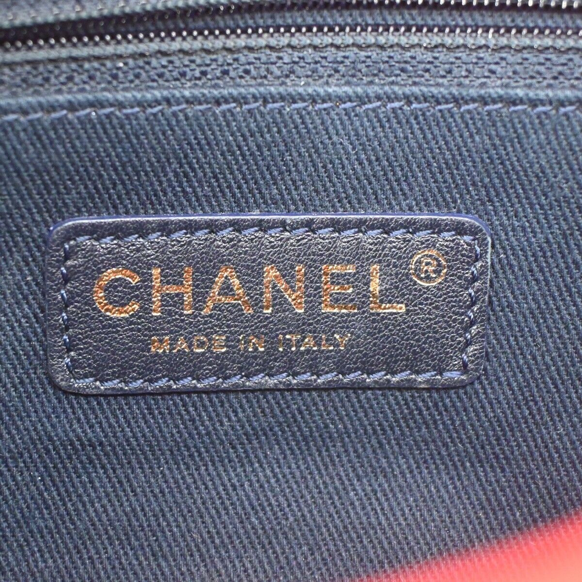 Chanel V-Stich