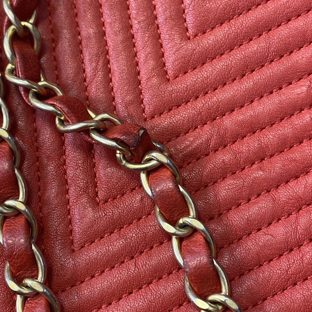 Chanel V-Stich