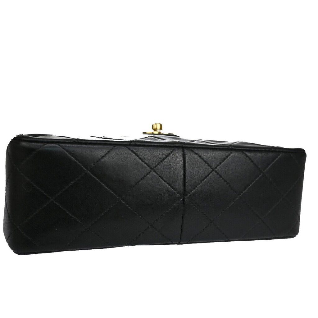 Chanel Mini matelassé