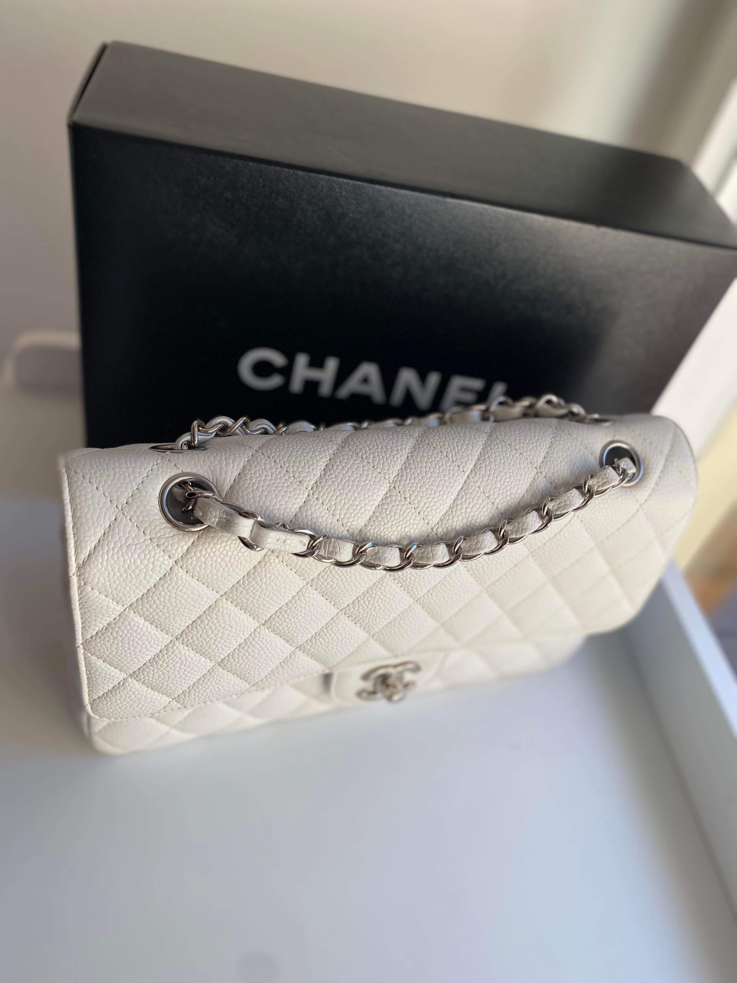 Vintage Chanel White  Quilted Caviar Classic Flap Medium SHW