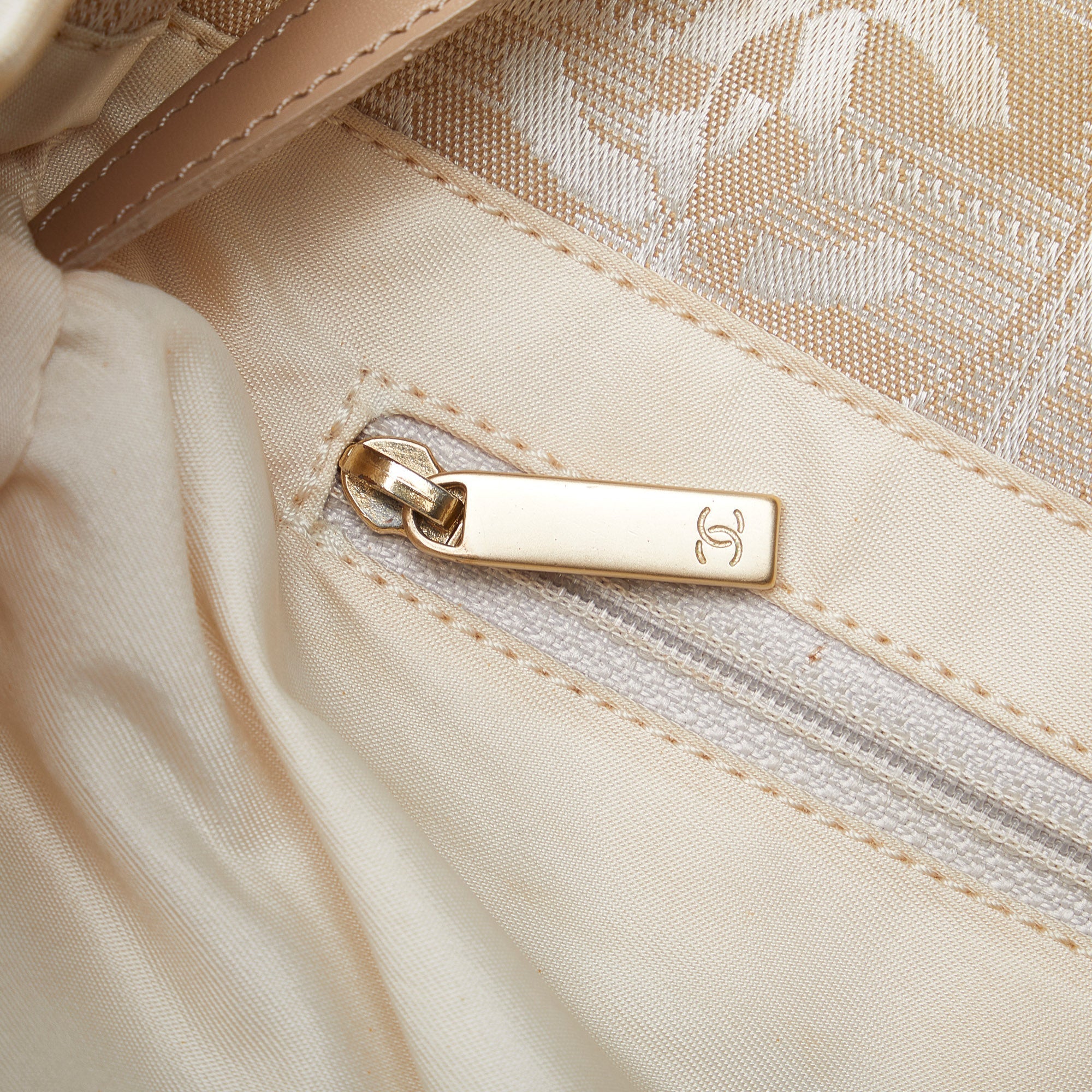 CHANEL New Travel Line Tote Bag