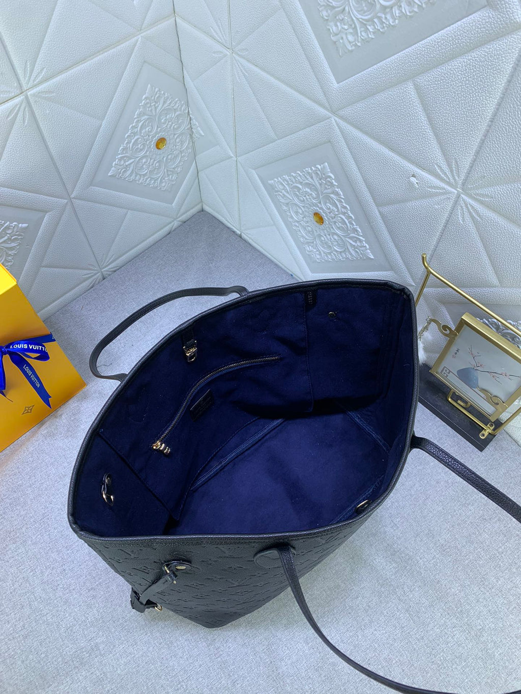 Luxury Bags Louis Vuitton  859