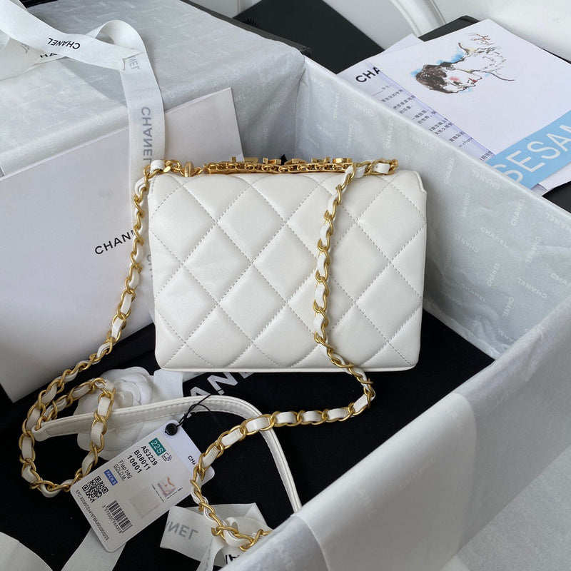 aura-bags - Chanel Bags - 7618