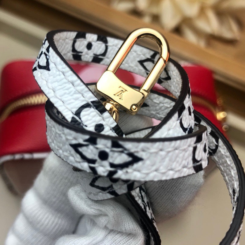 Louis Vuitton Luxury Bags 2028