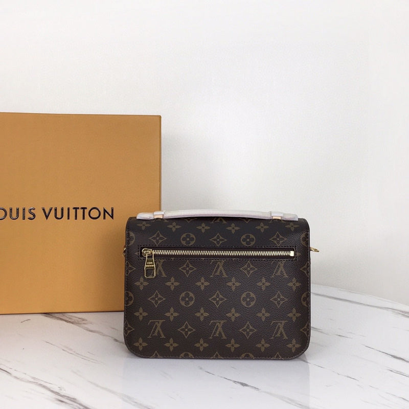 Louis Vuitton Luxury Bags 2638