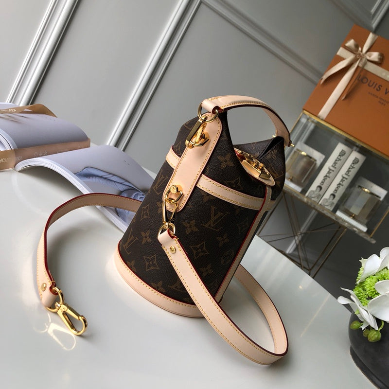 Louis Vuitton Luxury Bags 2602