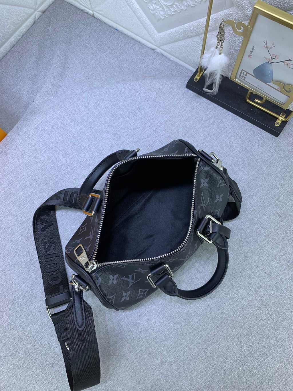 Luxury Bags Louis Vuitton  795