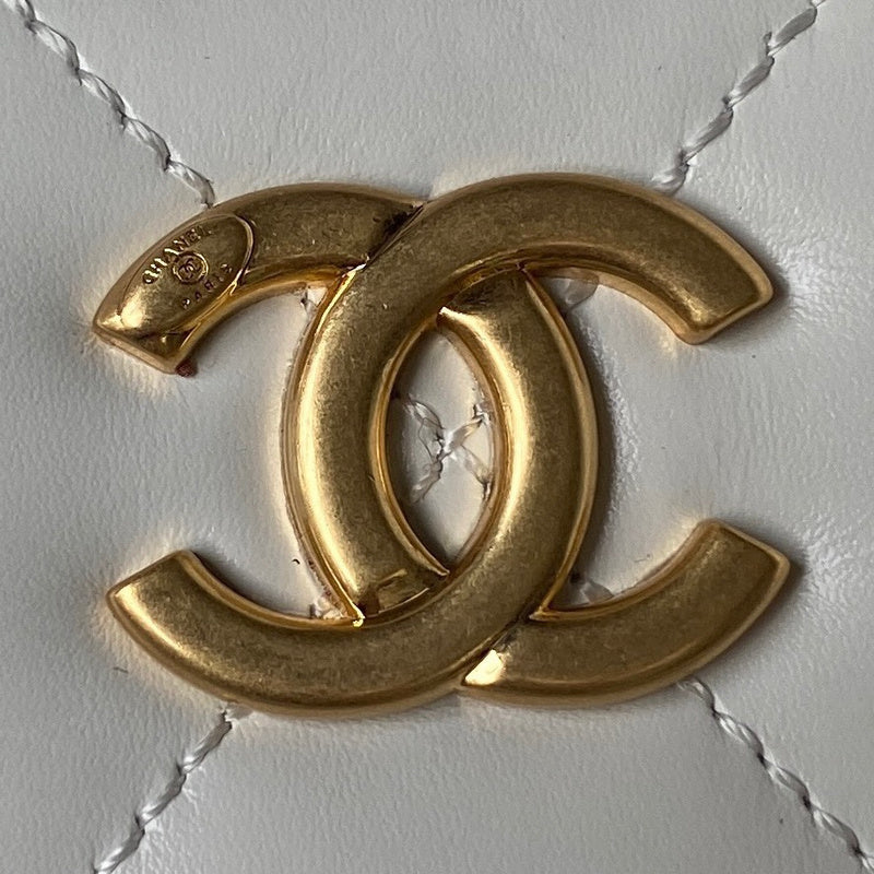 aura-bags - Chanel Bags - 7554