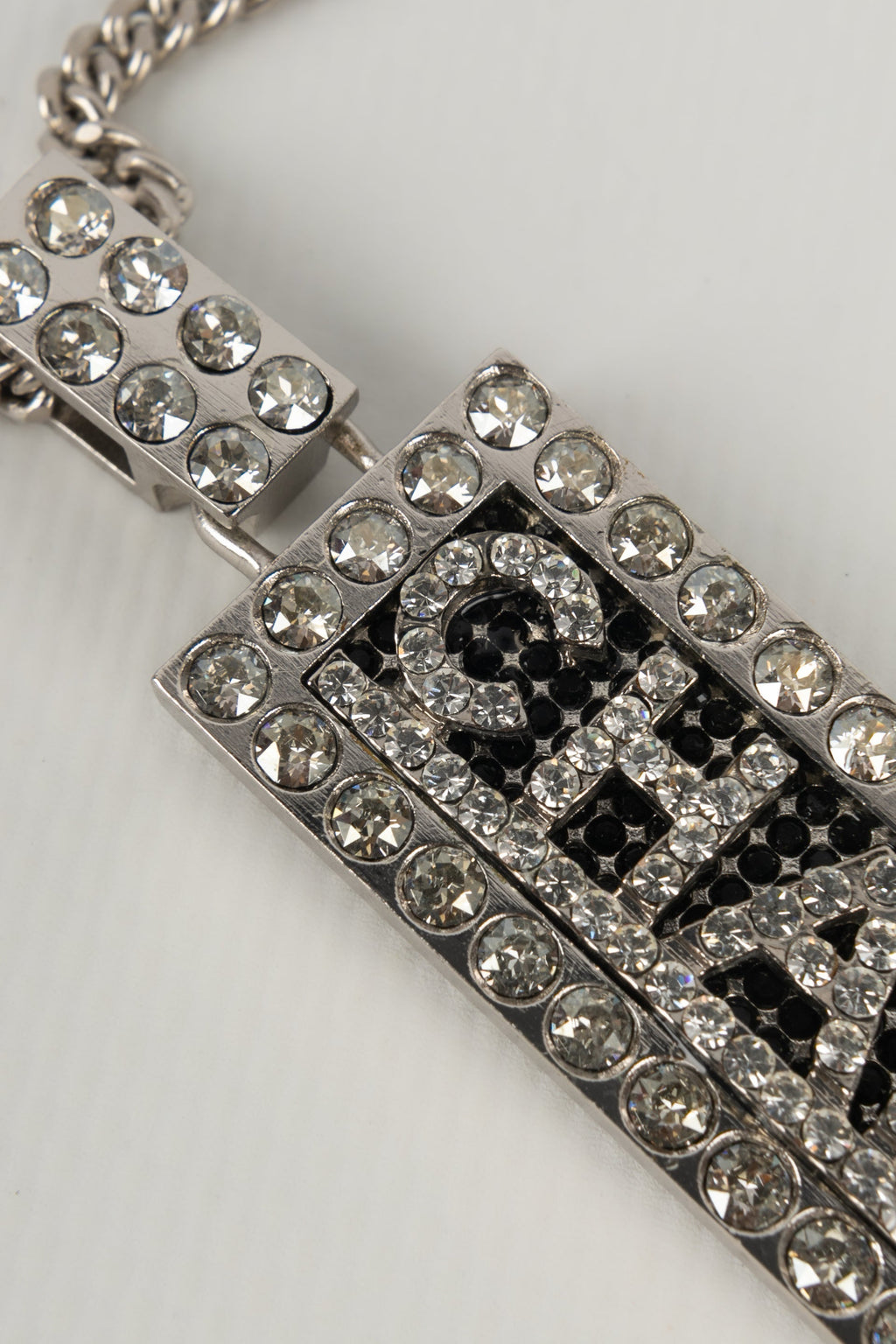 Collier argent�� Chanel Automne 2003