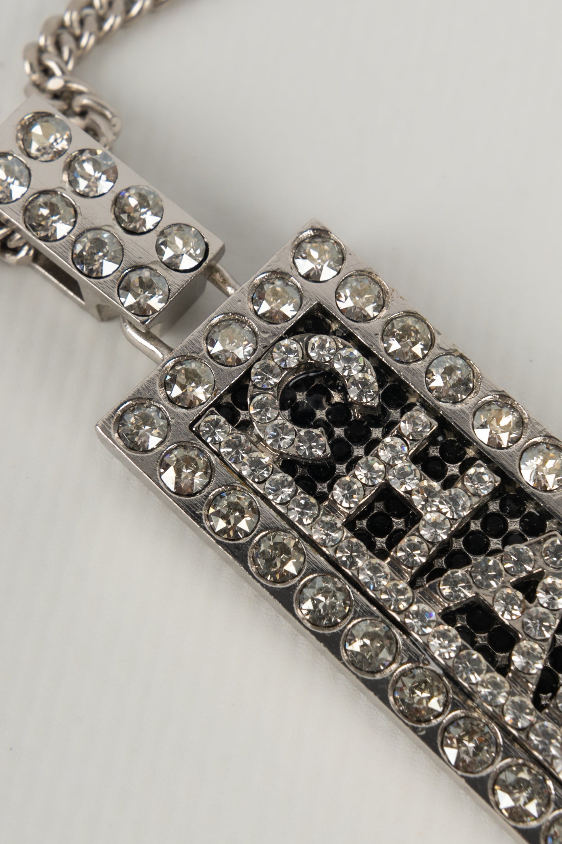 Collier argent�� Chanel Automne 2003