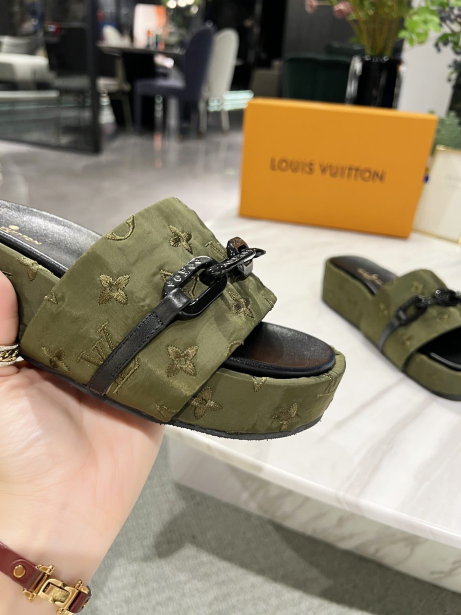 louis vuitton Jumbo Flatform Mule Green For Women LV