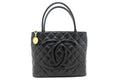 Chanel Medaillon