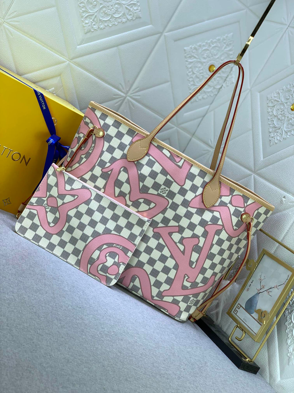 Luxury Bags Louis Vuitton  809