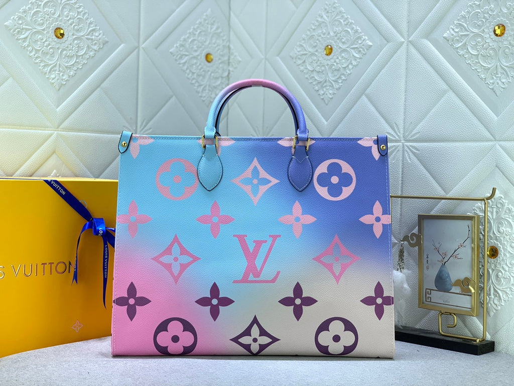Luxury Bags Louis Vuitton  748