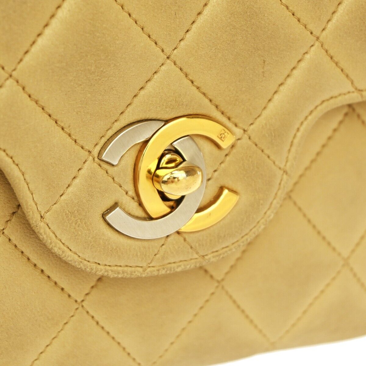 Chanel Matelassé