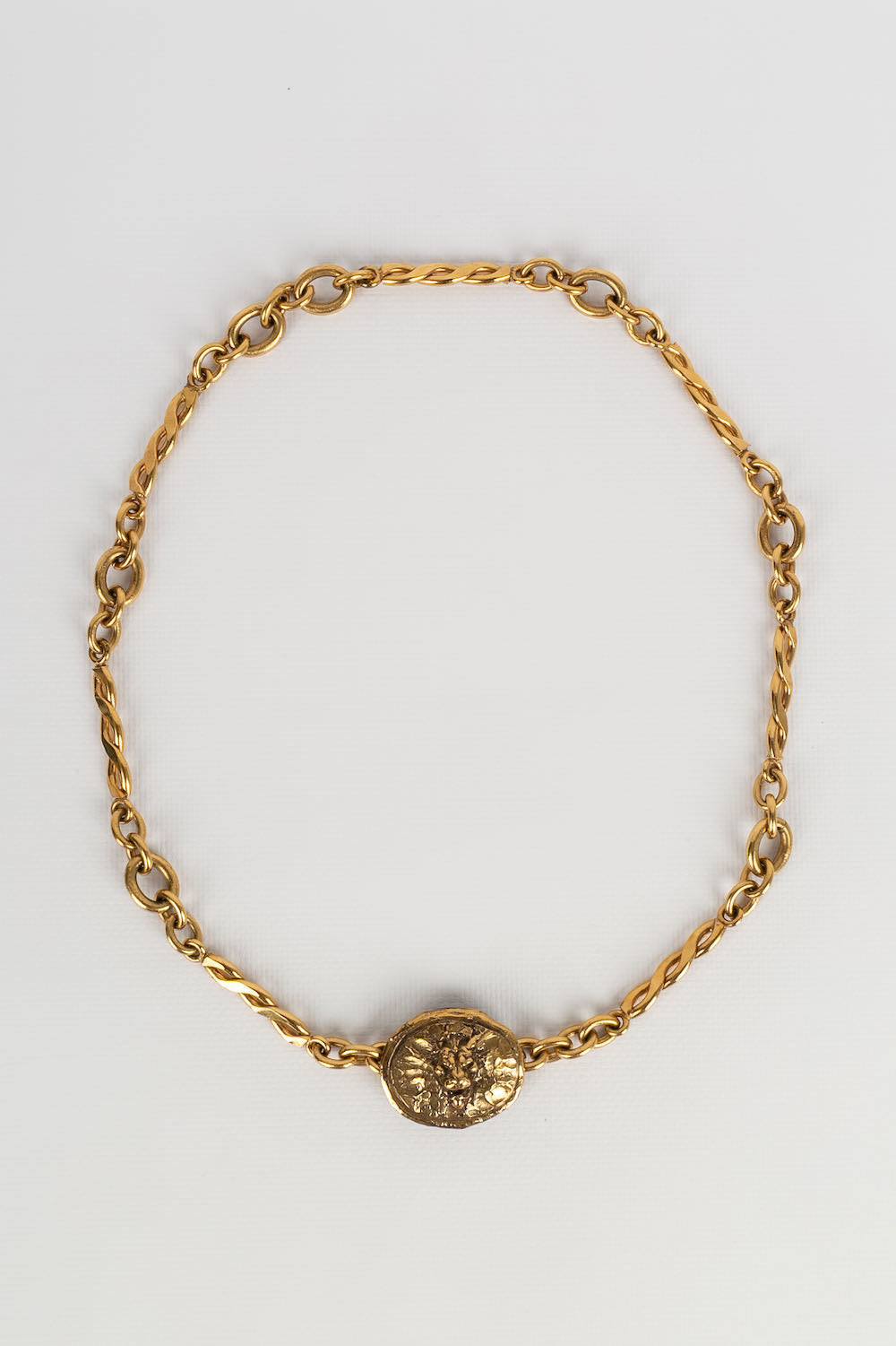 Collier Chanel