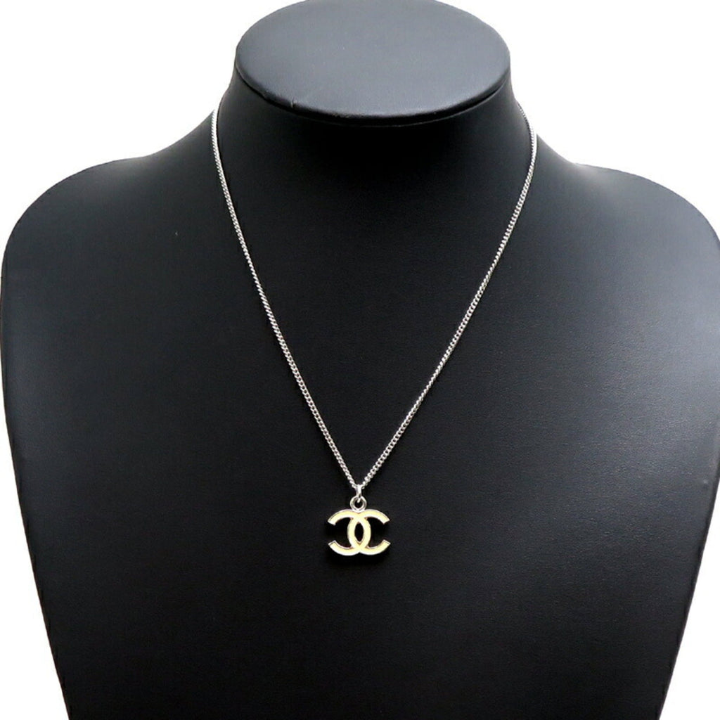Chanel Logo CC