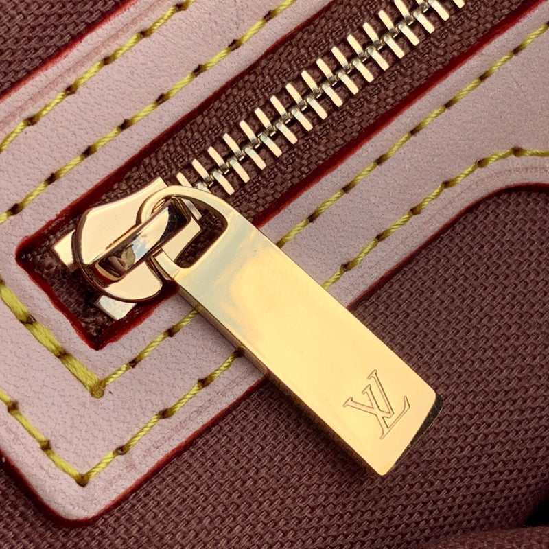 Louis Vuitton Luxury Bags 2677