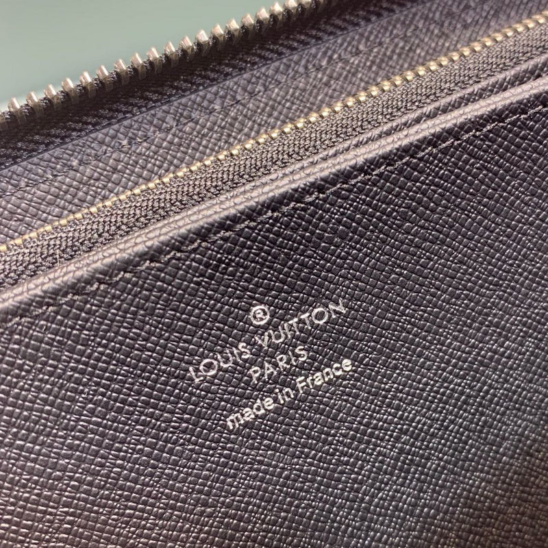 Louis Vuitton Luxury Bags 2427