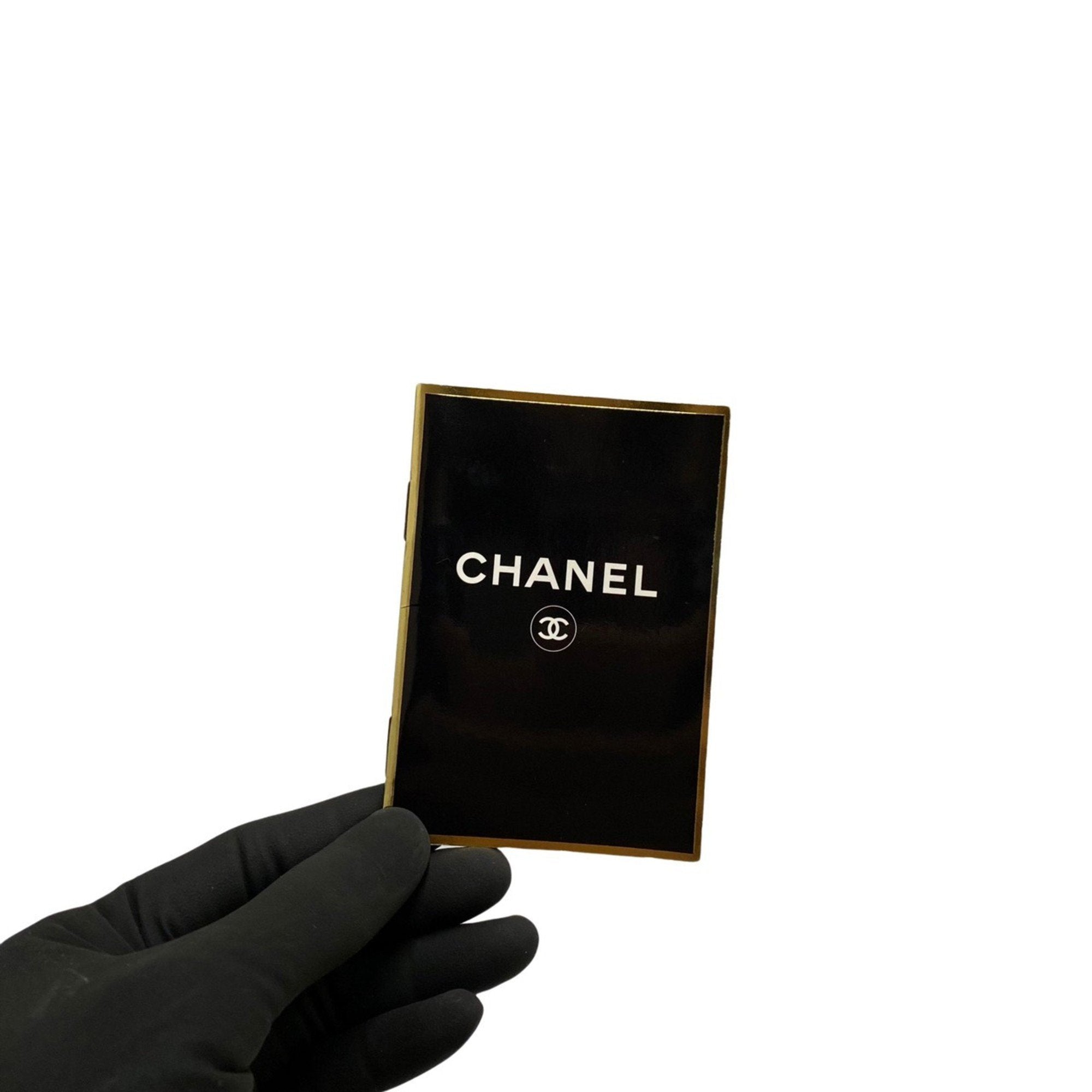Chanel Matelassé