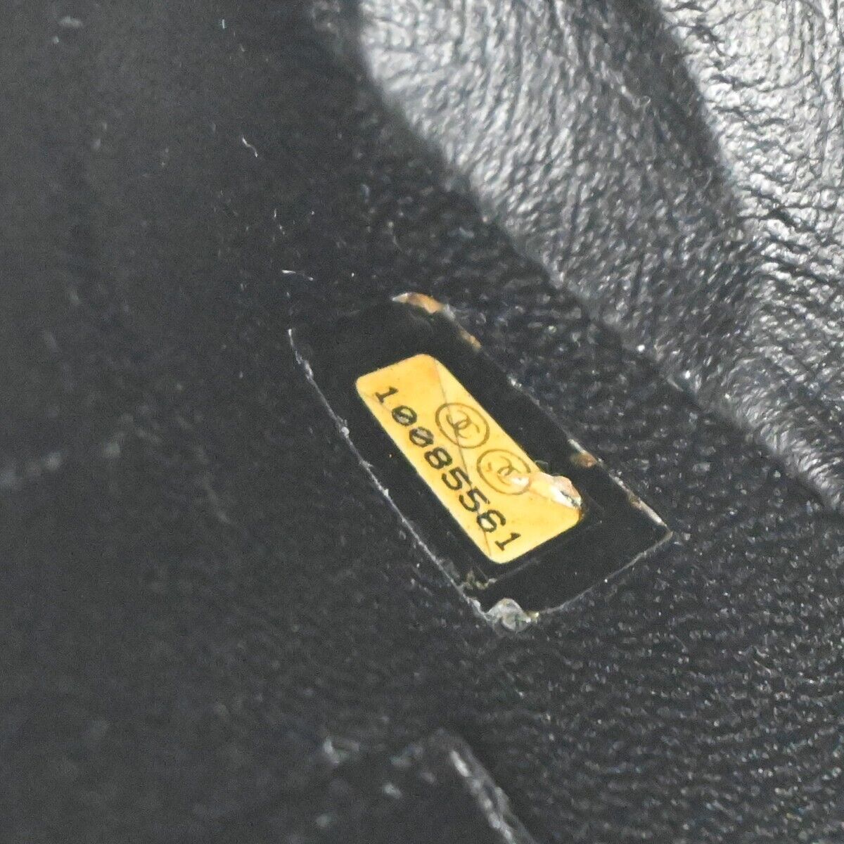Chanel Medaillon