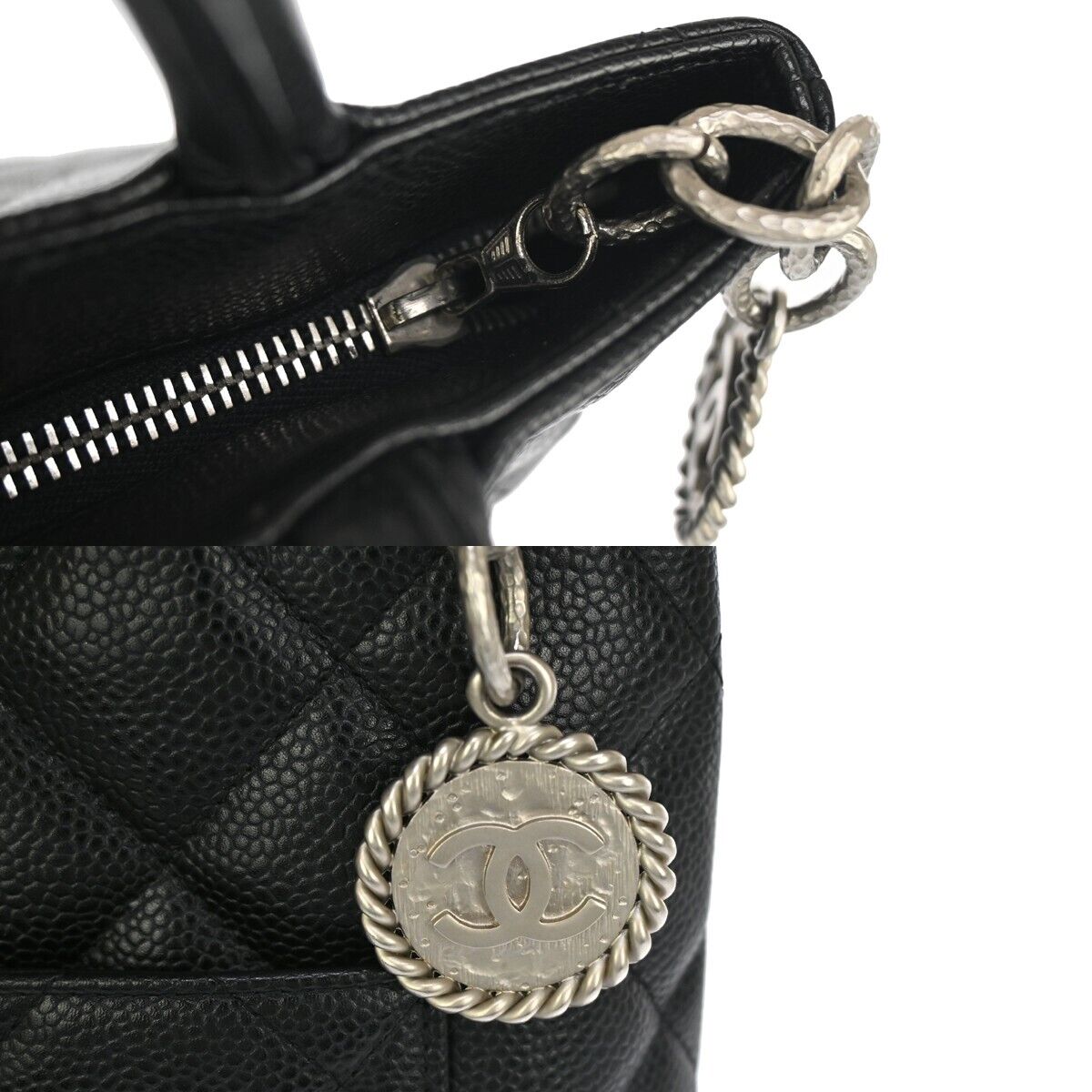 Chanel Medaillon