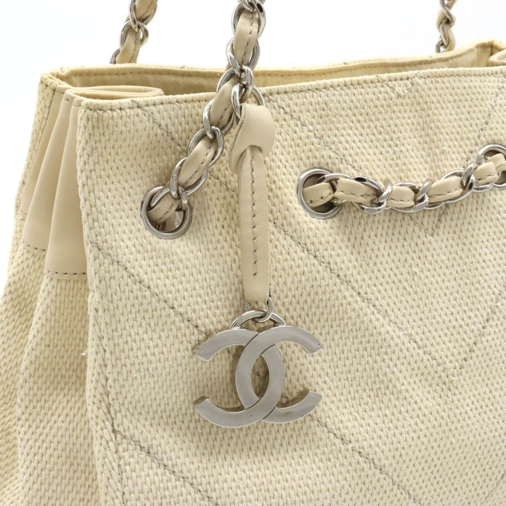 Chanel Shopping