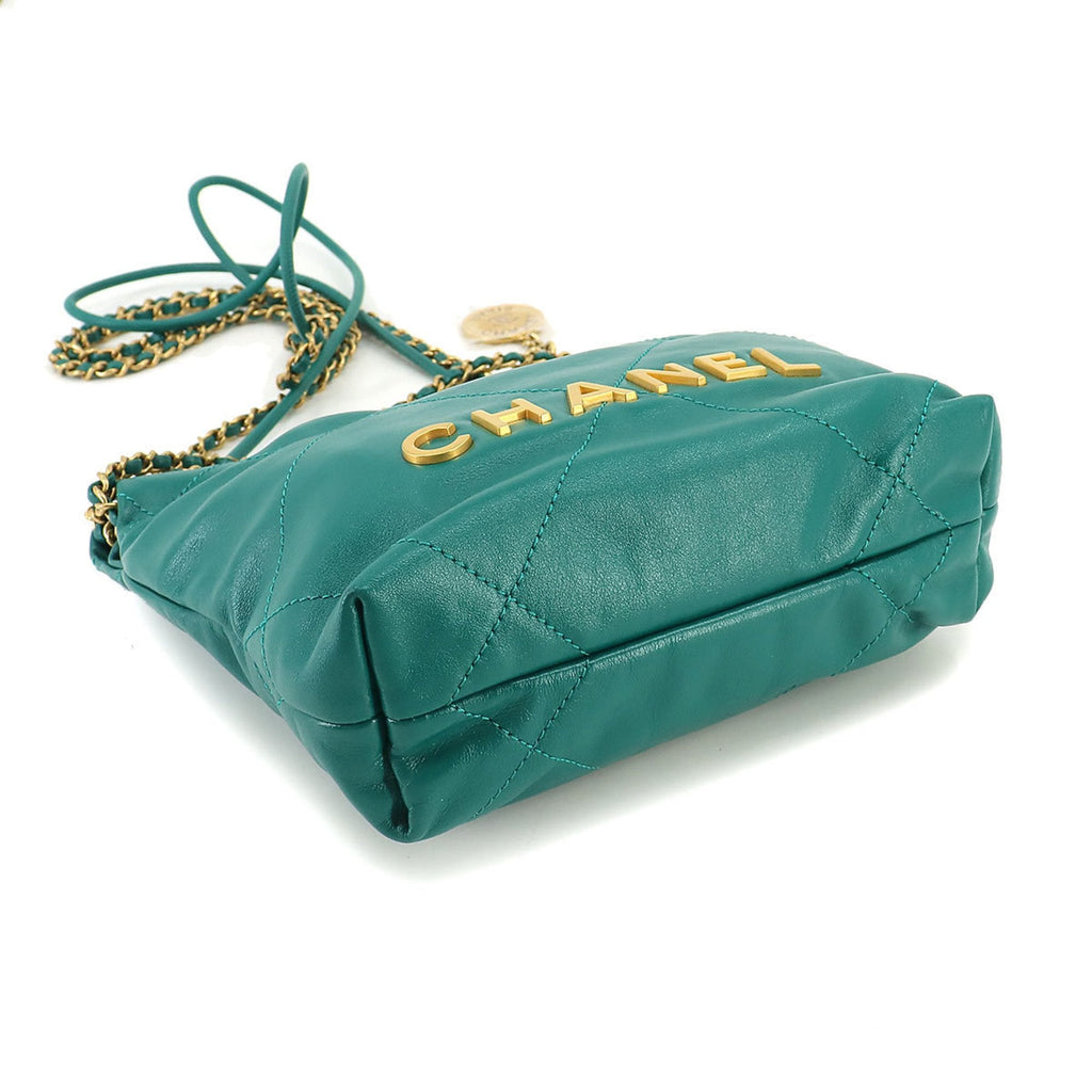 Chanel C22