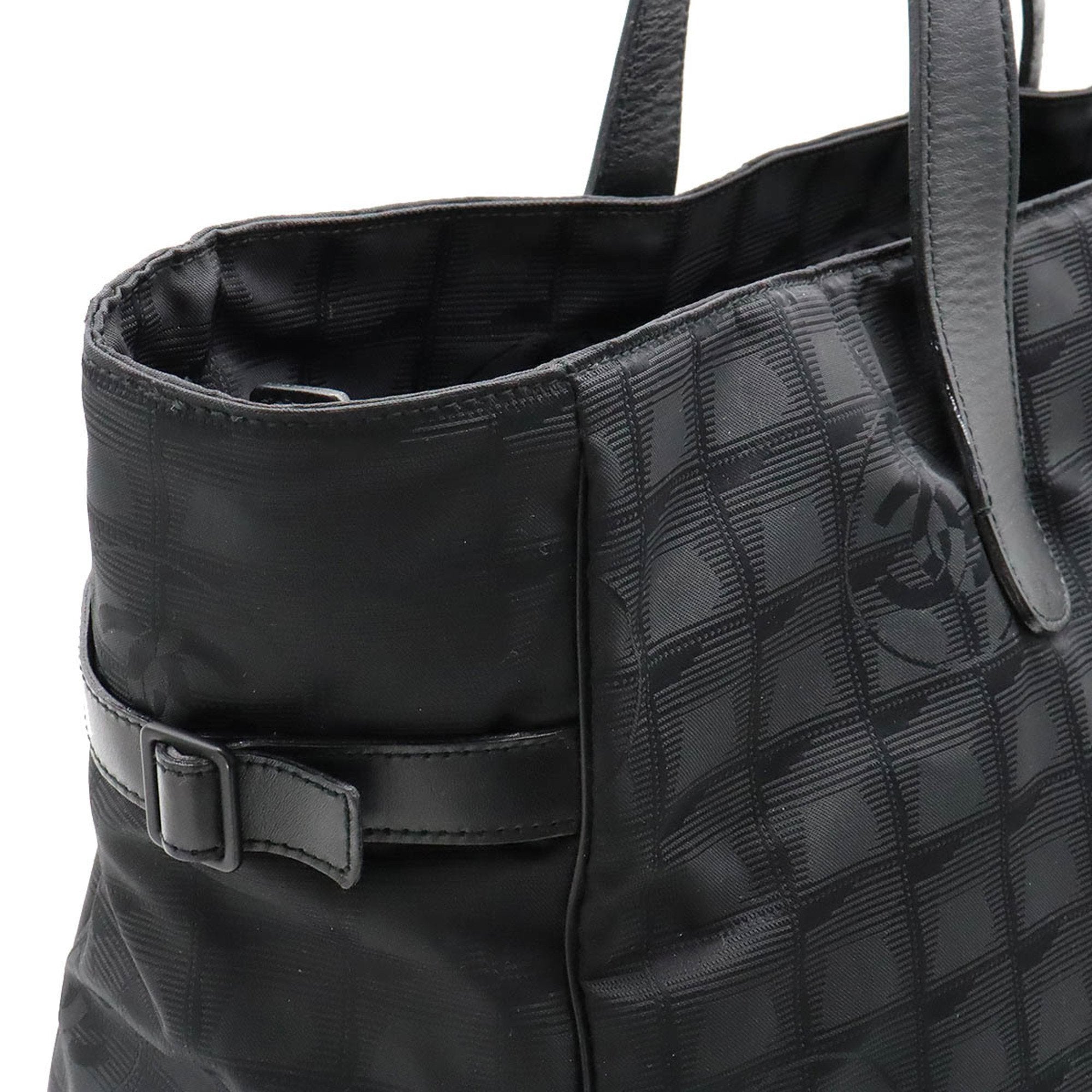 Chanel Travel line