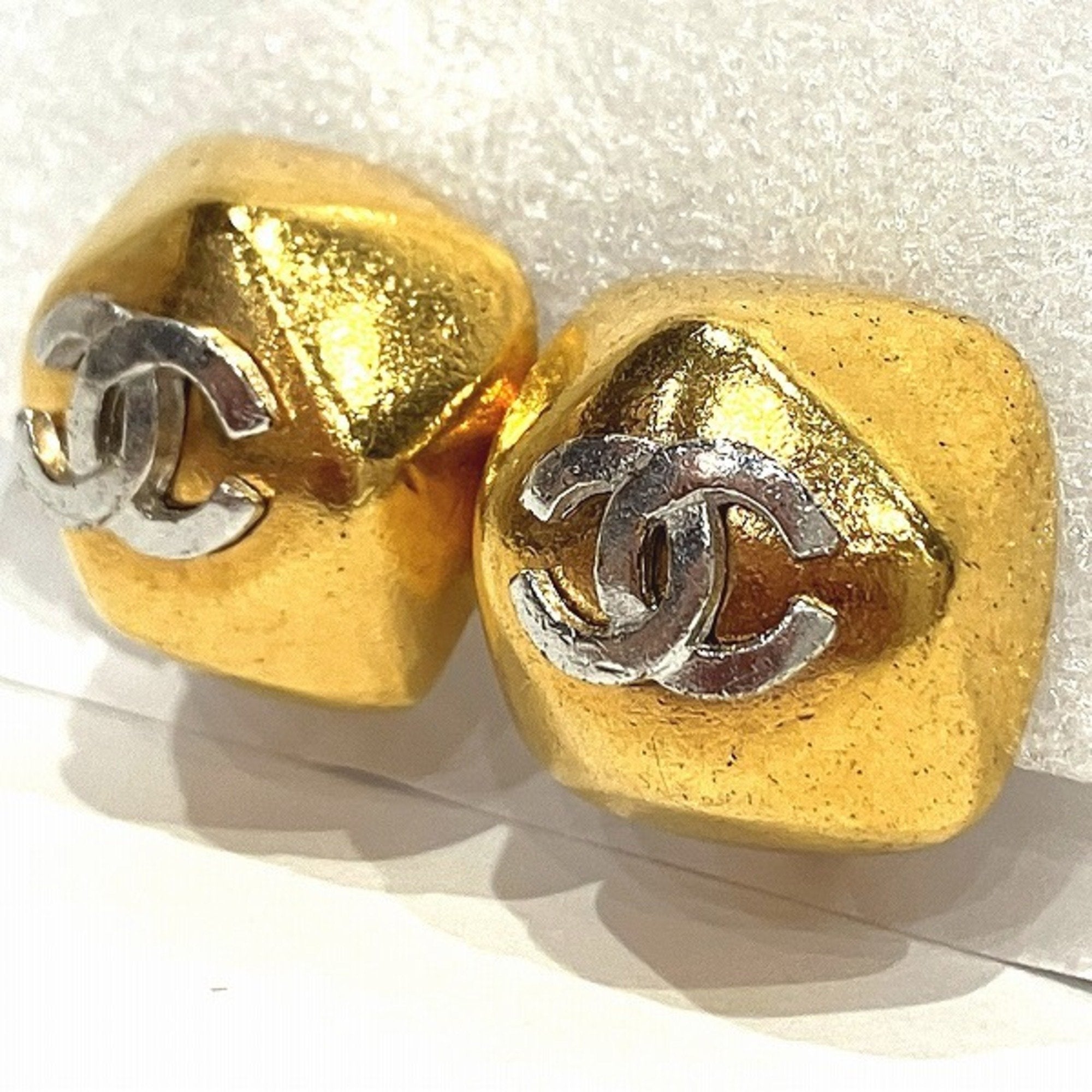 Chanel Coco Mark