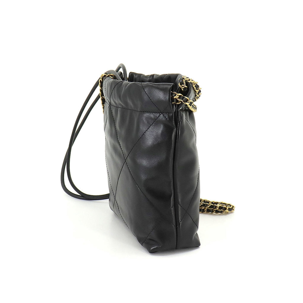 Chanel C22