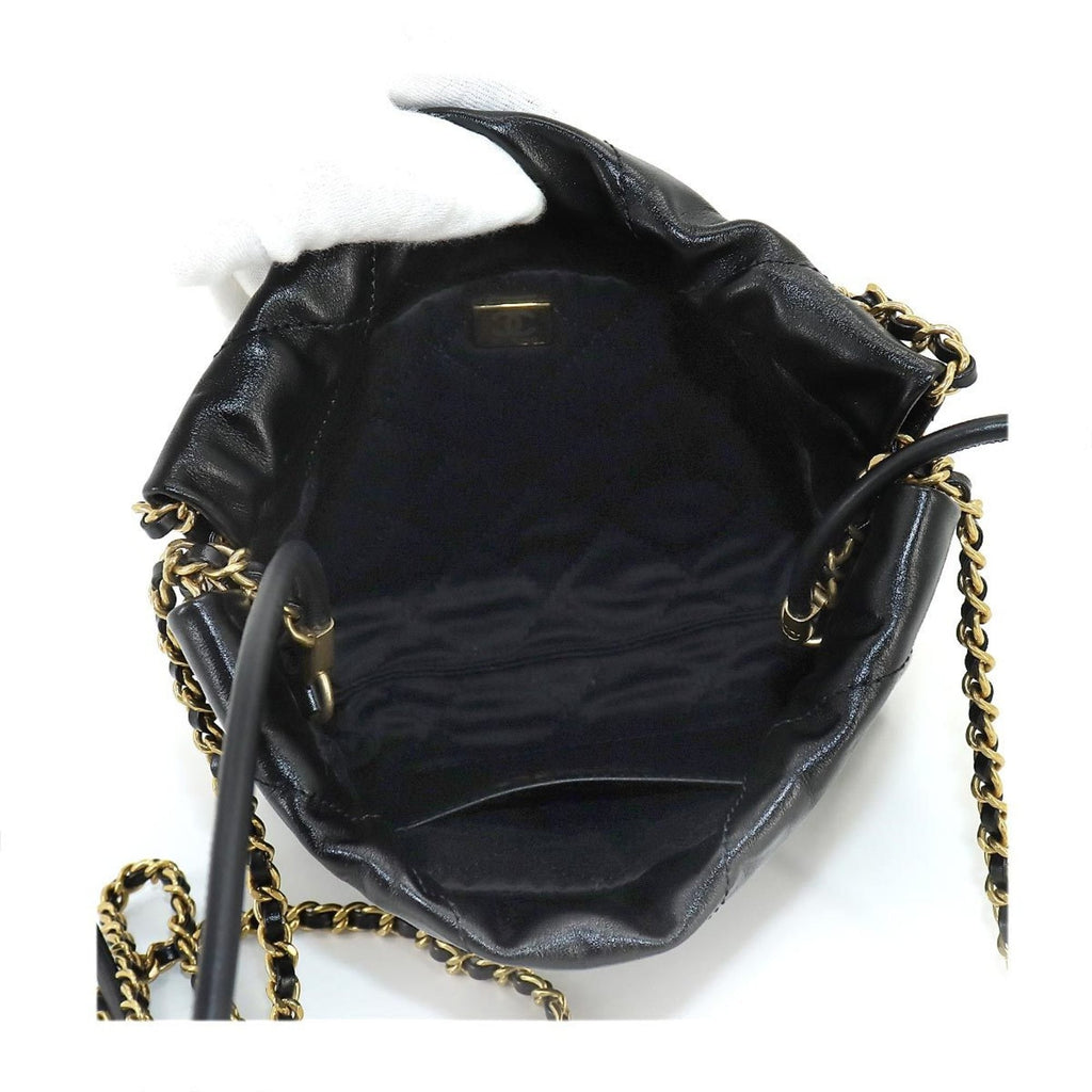 Chanel C22