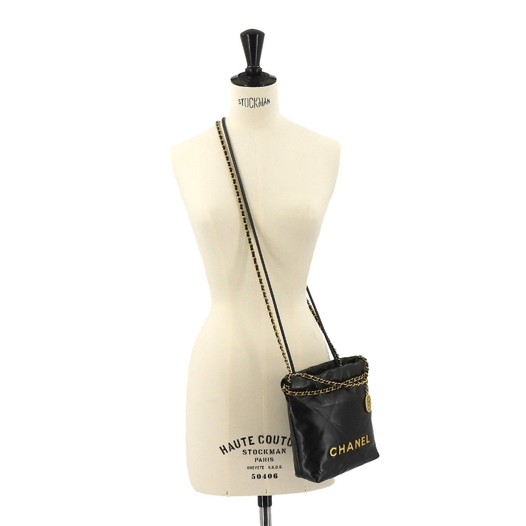 Chanel C22