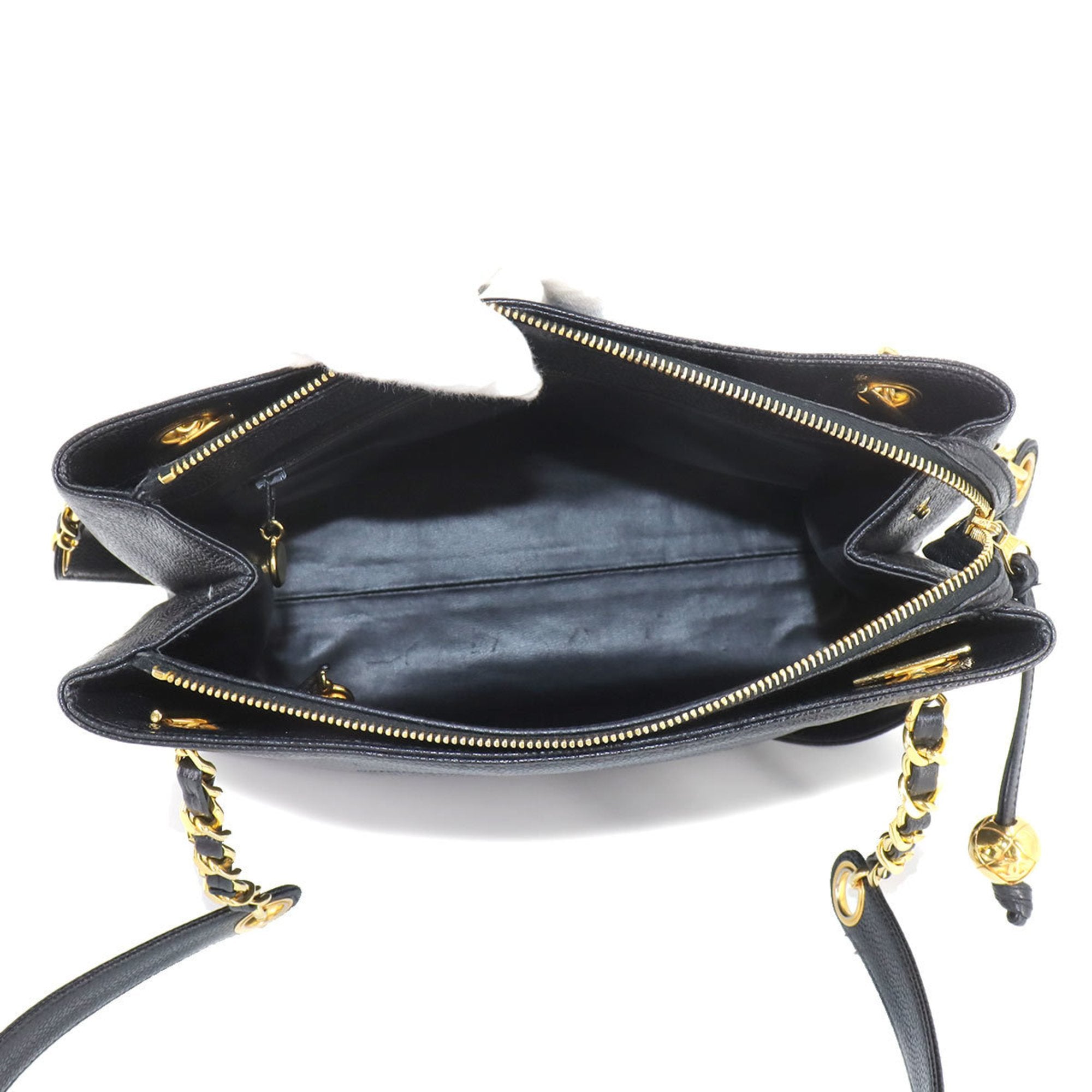 Chanel Logo CC
