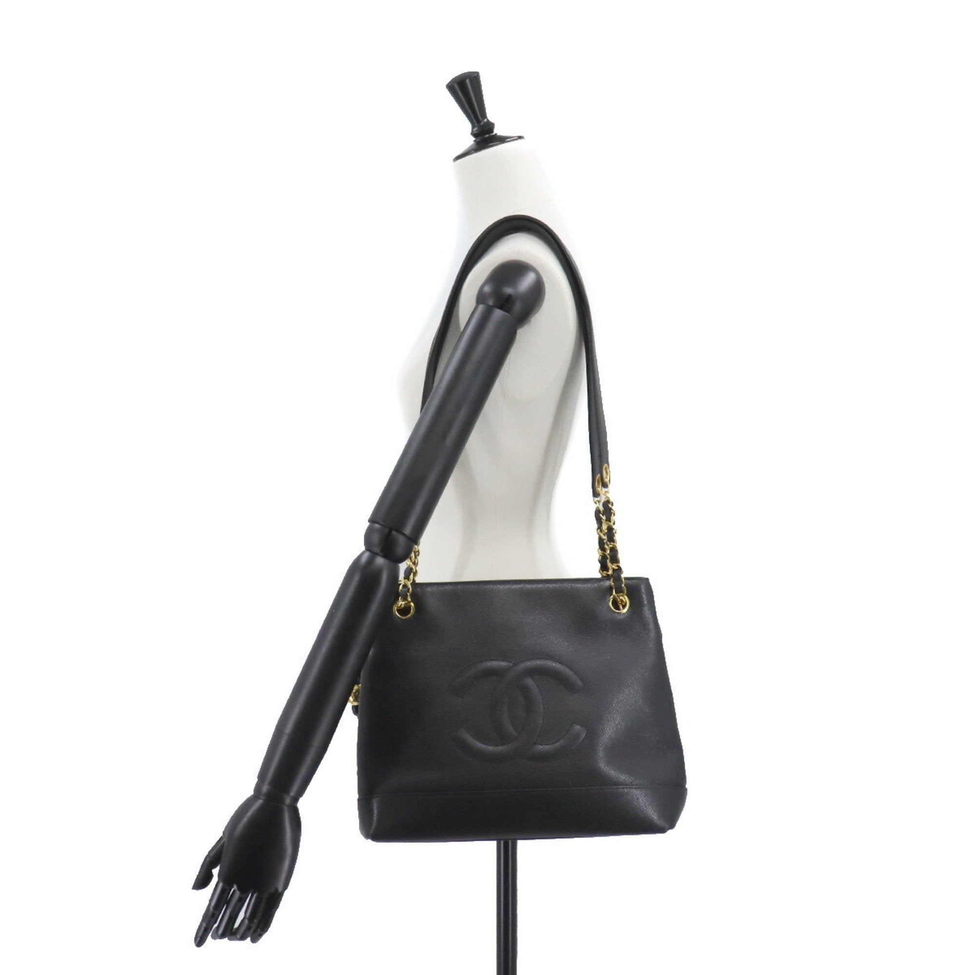 Chanel Logo CC
