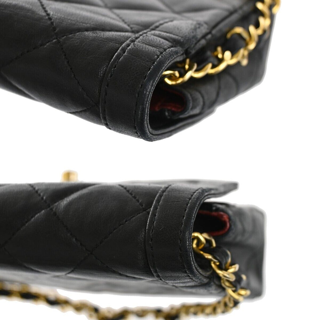 Chanel Mini matelassé