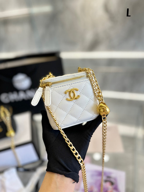 aura-bags - Chanel Bags - 7033
